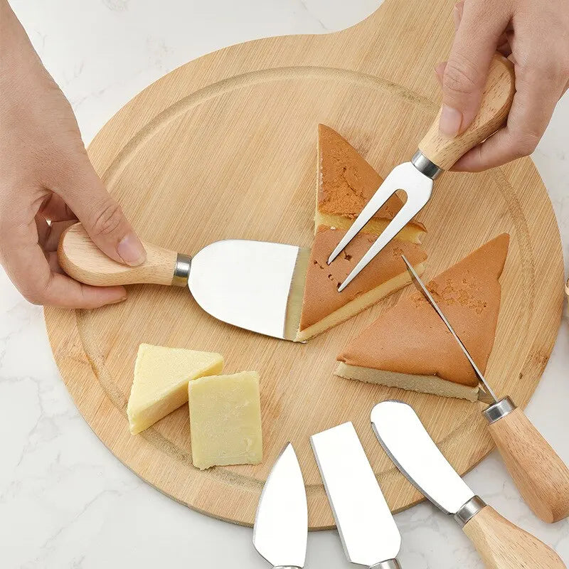 Set of Elegance Cheese Knives